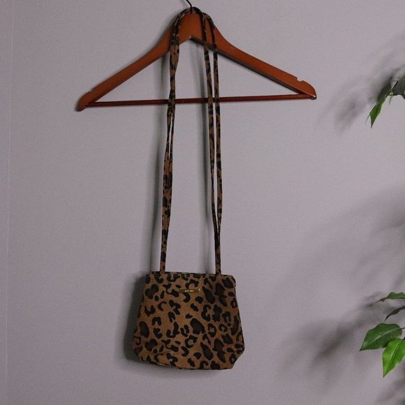 Vintage Handbags - Vintage Nine West Y2K 90s Leopard Print Crossbody